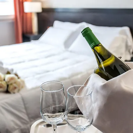 Mosaico Hotel Rávena